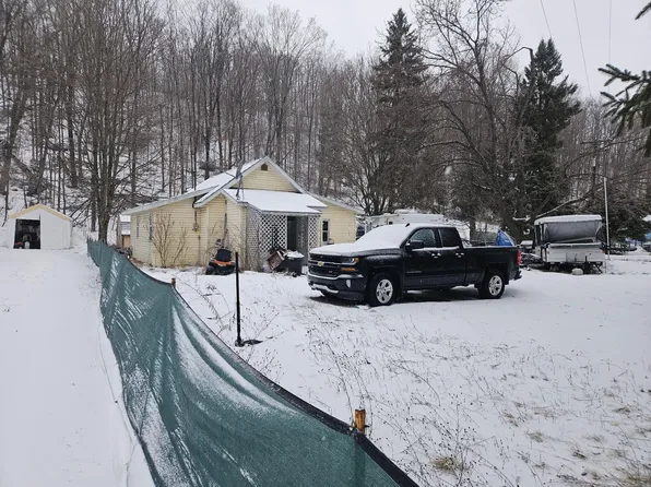 9998 S Straits Hwy, Wolverine, MI 49799