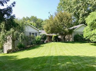 5241 Chickadee Dr, Kalamazoo, MI 49009