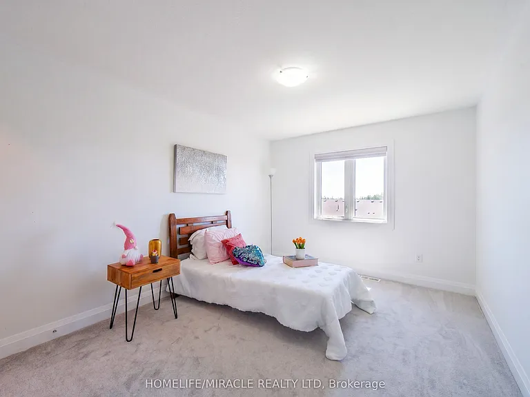10 Sportsman Hill St — Photo 38