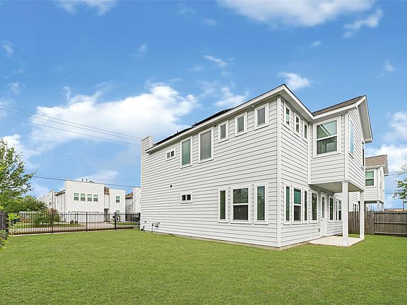 5th image of 9431 Jutland Rd