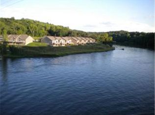 11725 Sandy Pointe Ln NE, Rochester, MN 55906