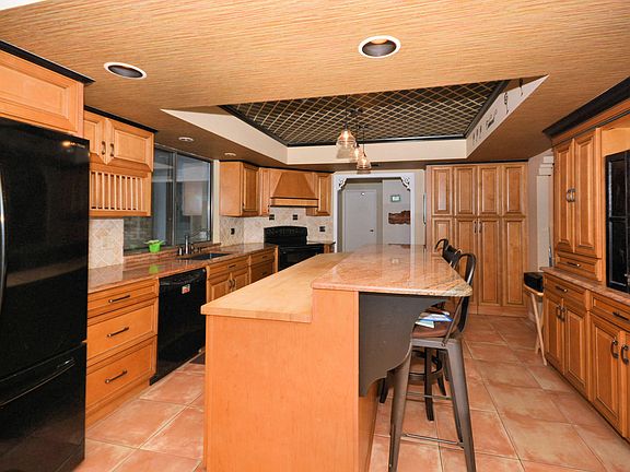 2nd image of 12945 Longview Cir