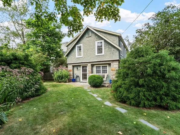 1 Pigeon Hill Ct #B, Rockport, MA 01966