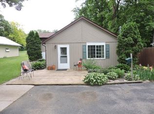 N998 Vinnie Ha Ha Rd, Fort Atkinson, WI 53538