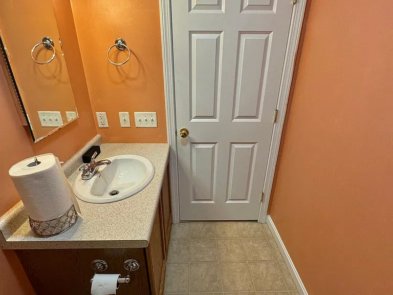 68 Juniper Ln #2 — Photo 3