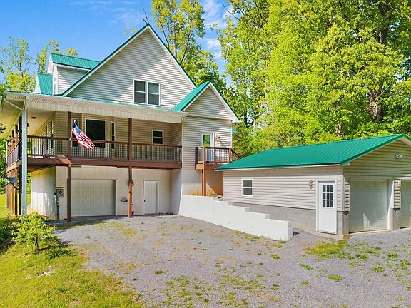 2nd image of 2268 Rex Ln
