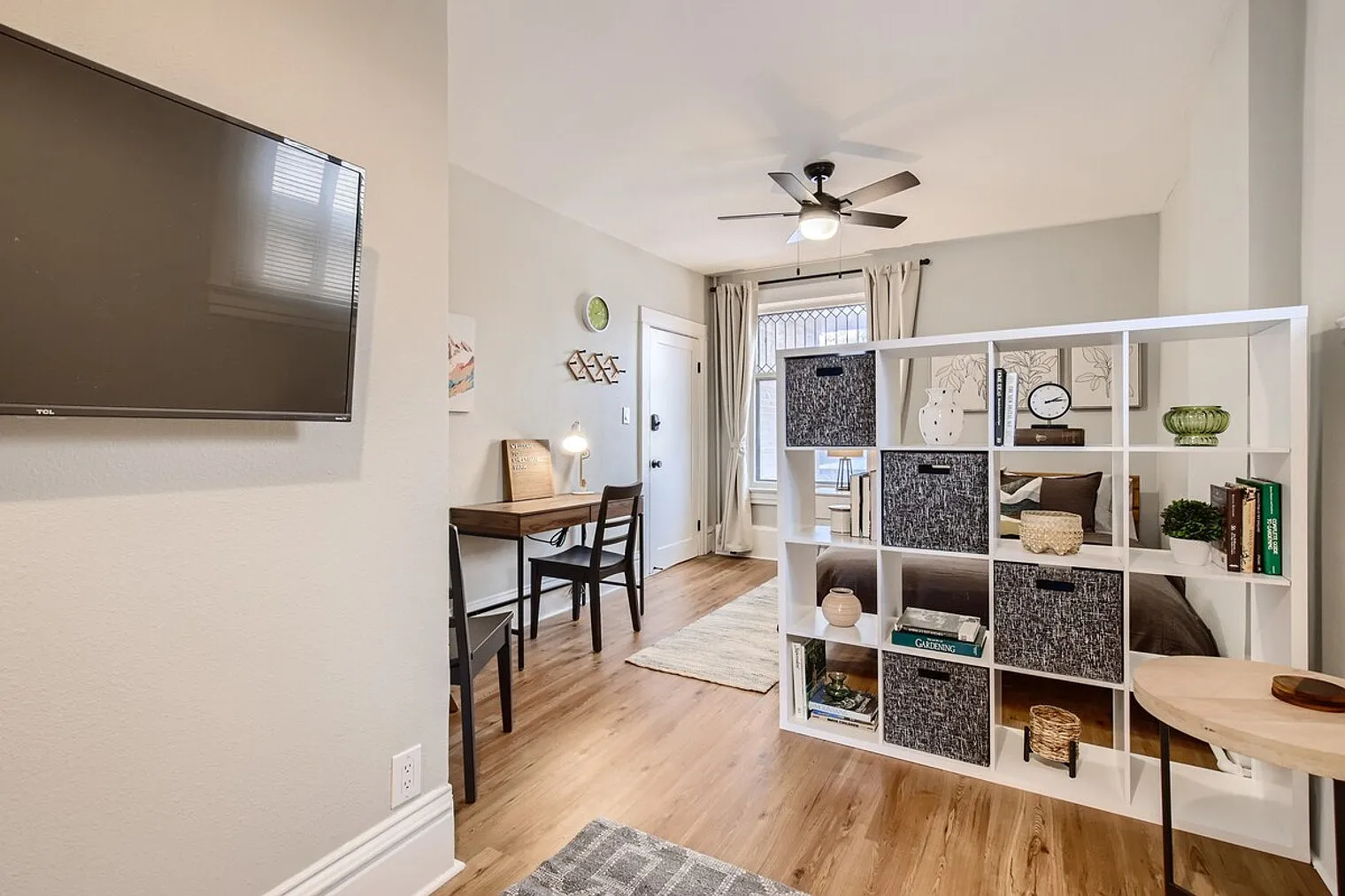 Studio, 1.0 bath, 322 sqft, $2,556 — Photo 3