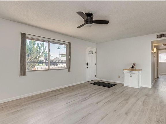 4th image of 424 E Pegasus Dr