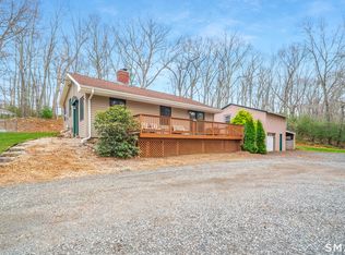 194 West Main Street, East Lyme, CT 06357