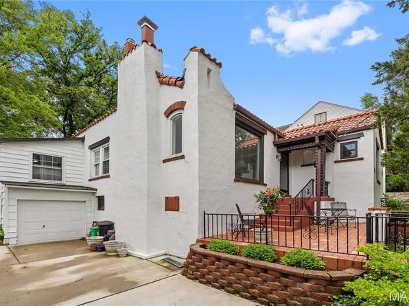 234 Parkland Ave, Saint Louis, MO 63122