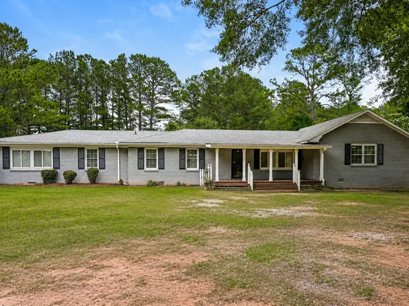 325 Longview Rd, Fayetteville, GA 30214