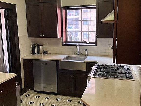 3rd image of 6644 Wetherole St