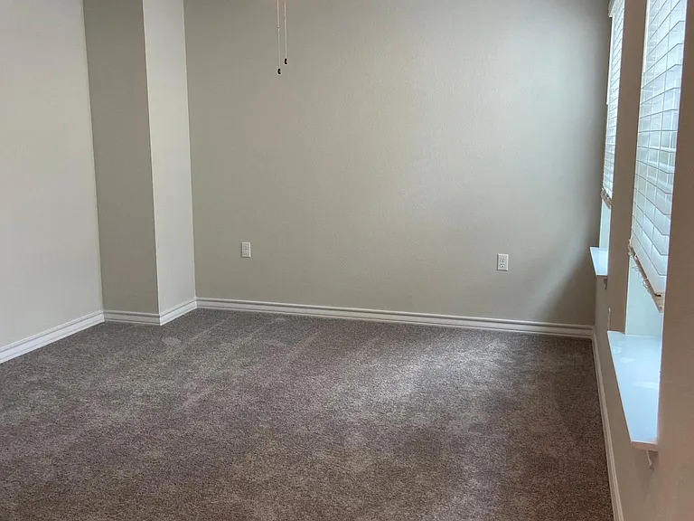 1602 Denesa Dr — Photo 12