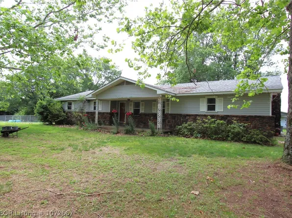 2021 Jeffers Dr, Ozark, AR 72949