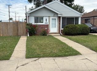 12636 S Loomis St, Calumet Park, IL