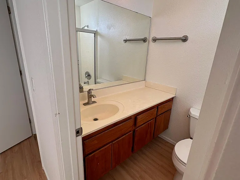 1061 Raymond Ave #304 — Photo 9