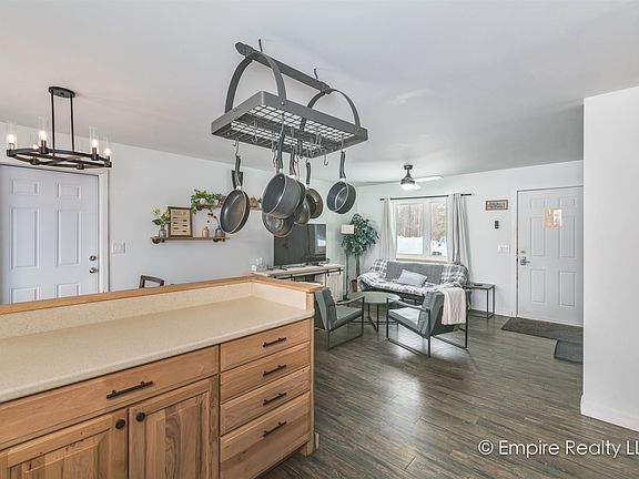 3rd image of 1505/1507 Mill Pond Ct