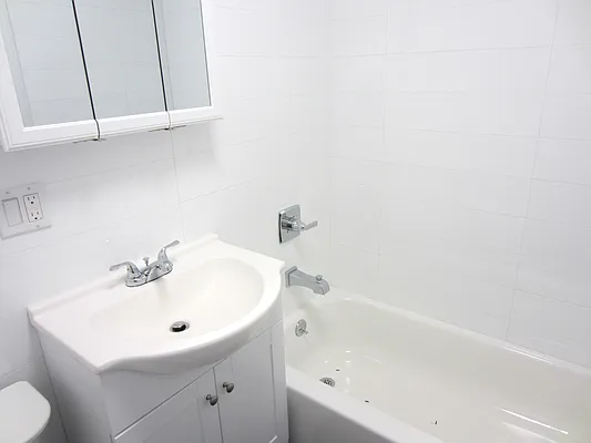 Rented by Bold New York | media 4