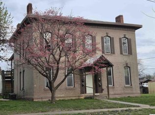 609-611 S 10th St, Quincy, IL 62301