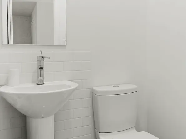 469 Grand Street image 7 of 23