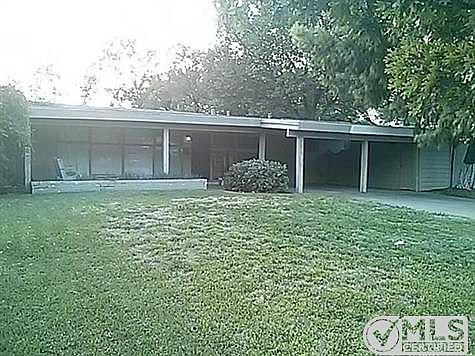 1st image of 1615 William Brewster Dr