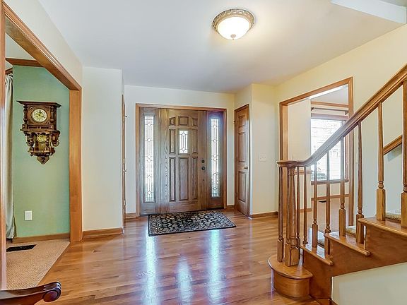 3rd image of 8000 Southern Pines Dr
