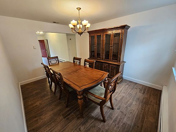 5th image of 9 Northridge Dr