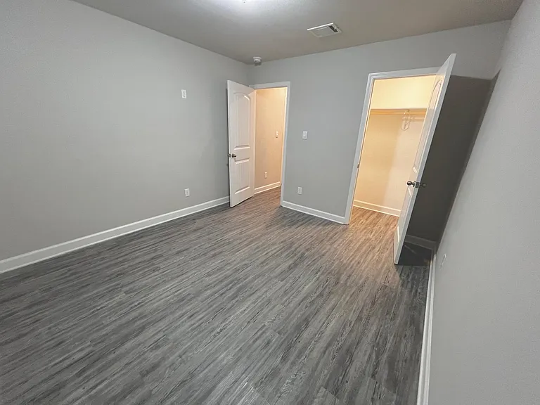35500 Grovemont Dr — Photo 9
