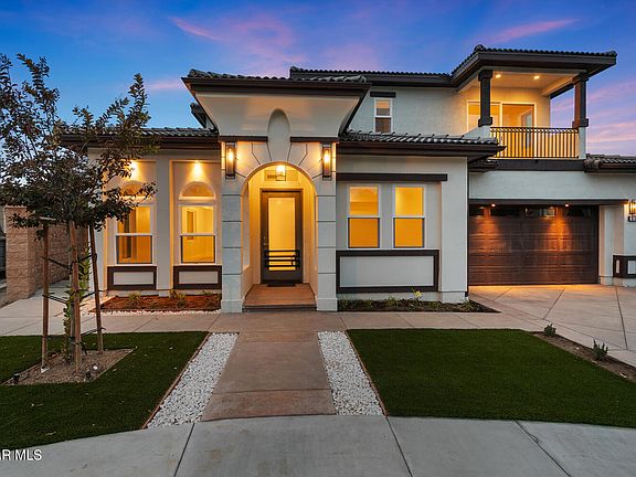 4th image of 315 Toyon Ct