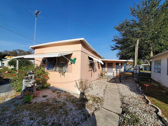 2nd image of 59 Holly Dr #59