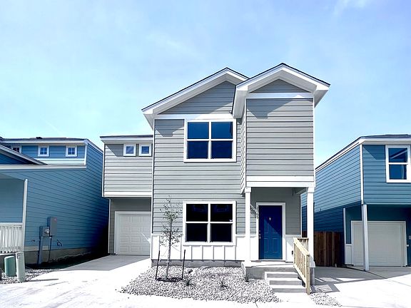 2nd image of 2065 Silver Oak Dr