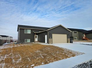 1244 Kodiak Dr, Box Elder, SD 57719