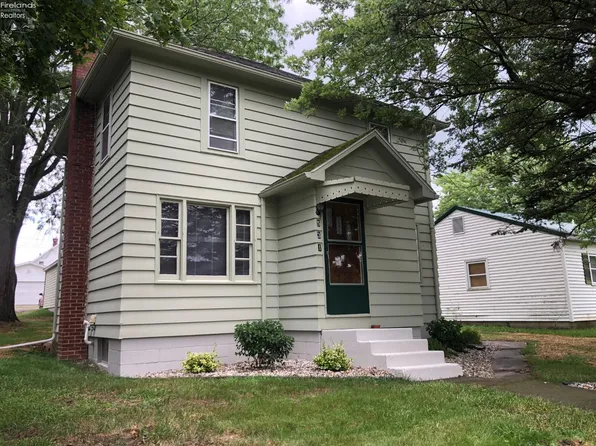 531 S Main St, Willard, OH 44890