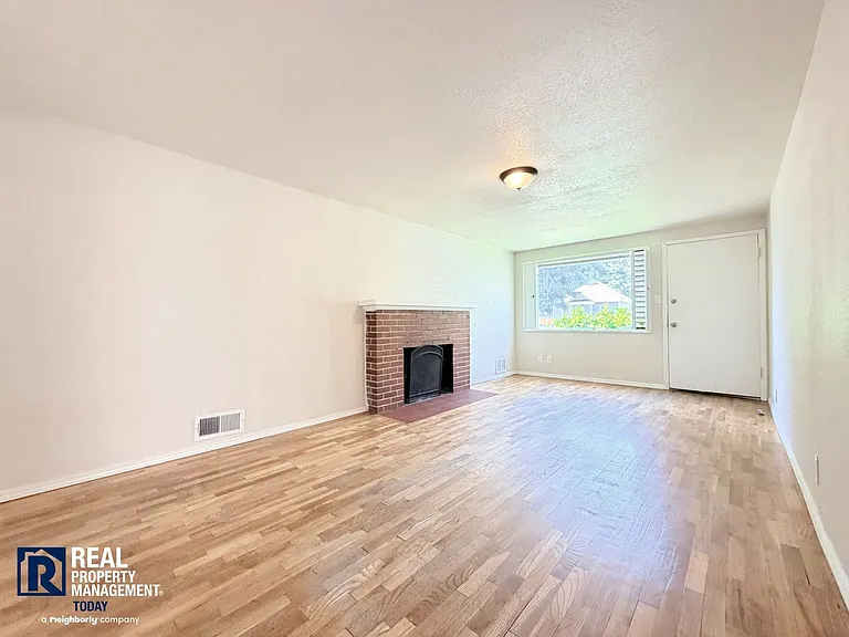 5419 S Birmingham St — Photo 2