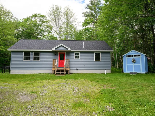 132 Pond Road, Burnham, ME 04922