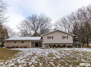 52 Brian Ln, Dawson, IL 62520