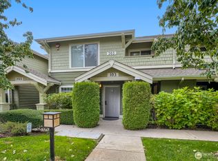 1905 24th Ave NE APT 103, Issaquah, WA 98029