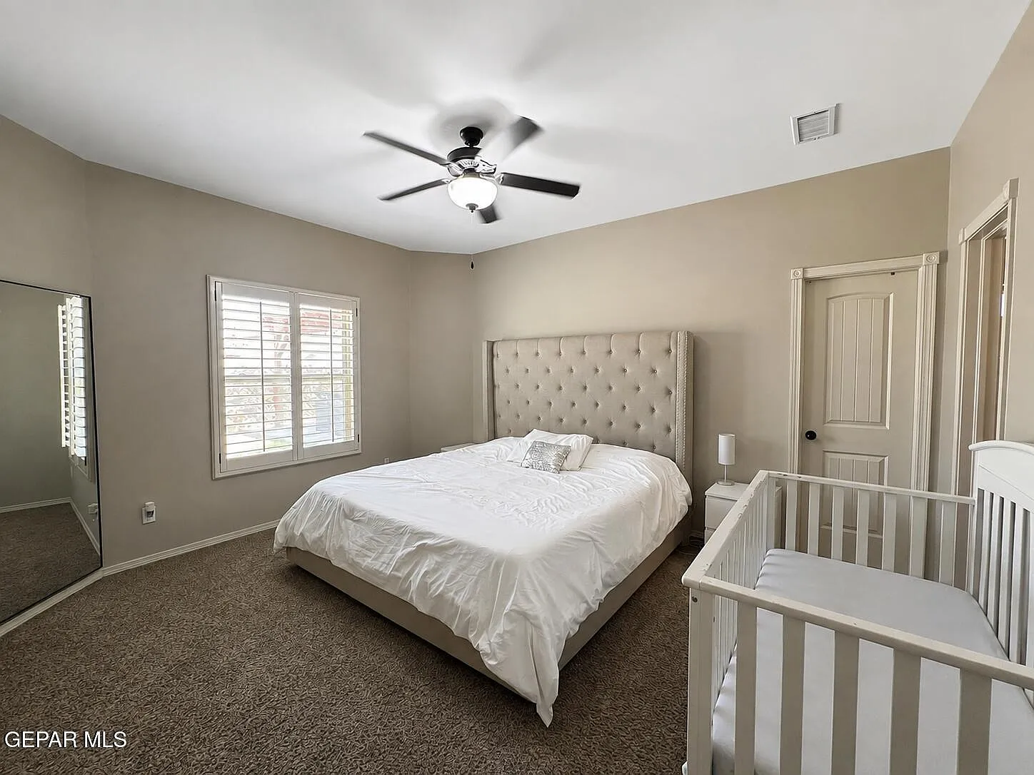 4 bed, 2.0 bath, 1373 sqft, $1,725 — Photo 4