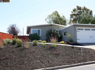 1015 E Meadow Ave, Pinole, CA 94564