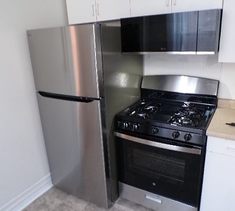 2nd image of 238 W Hubbard Ave Floor 1