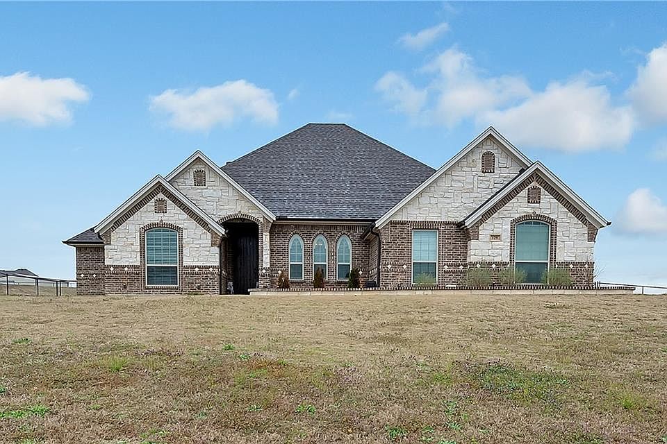 1st image of 129 Briar Meadows Cir