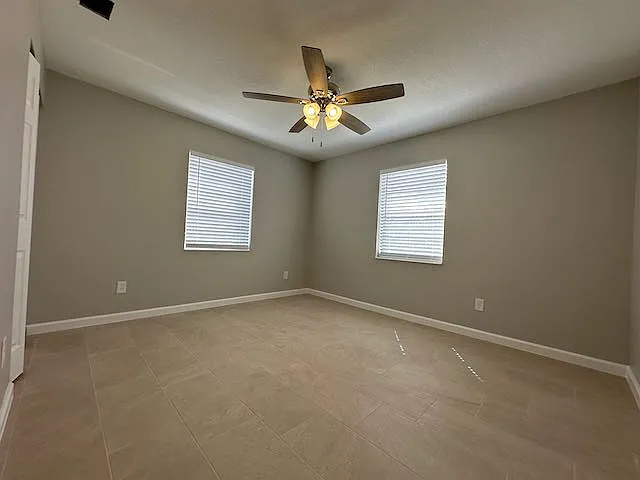 3517 Windsor Ave — Photo 5