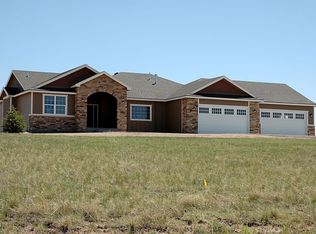 6883 Crested Butte Dr, Cheyenne, WY 82009