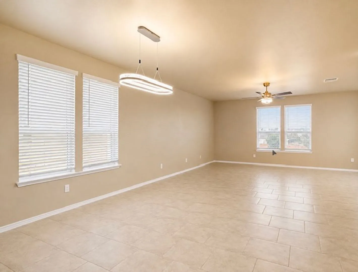 For Rent: 4 BR in Cinco Lakes San Antonio, TX 78252 | $2,100/mo — Photo 2