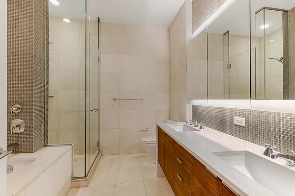 Rented by SERHANT. | media 8