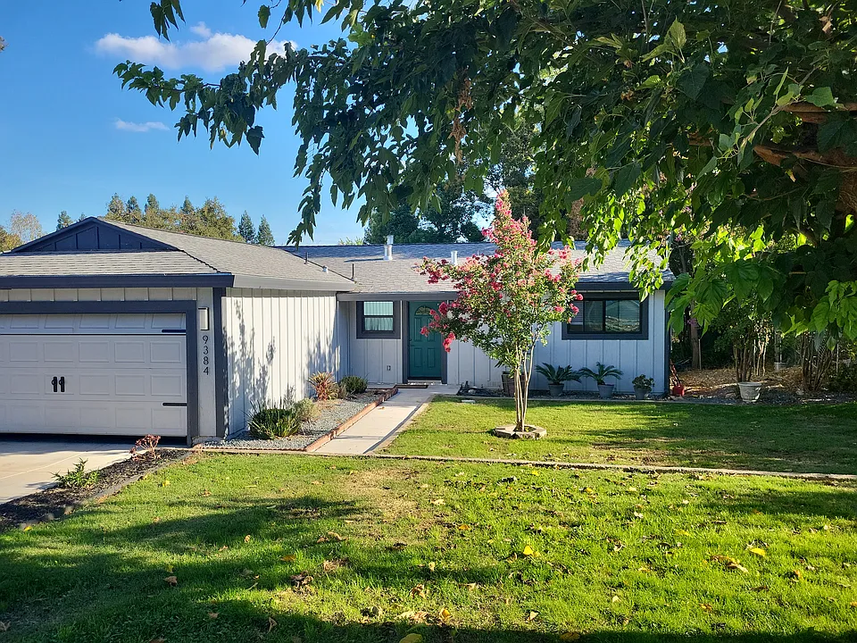 9384 Golden Gate Ave