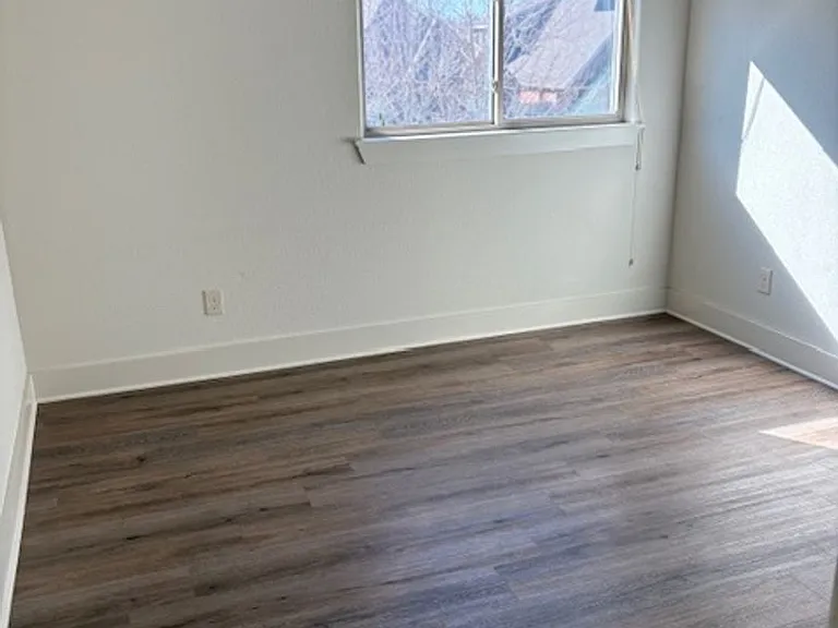 3104 SW Riverstone Ave — Photo 6