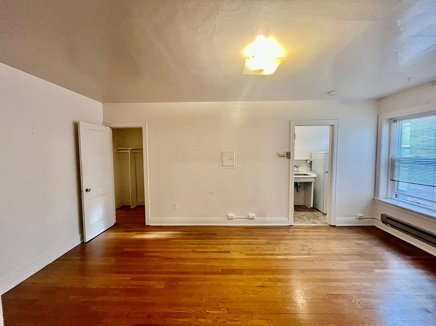 4105 Brooklyn Avenue Northeast — Photo 4