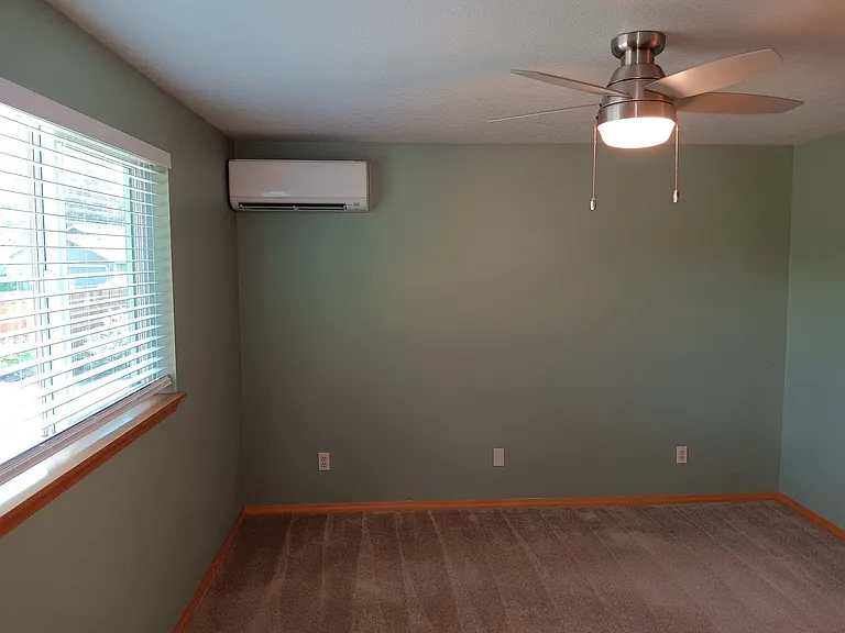 3092 NE Tahoe Ct — Photo 16
