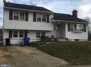 425 Smith Ln, Mount Holly, NJ 08060